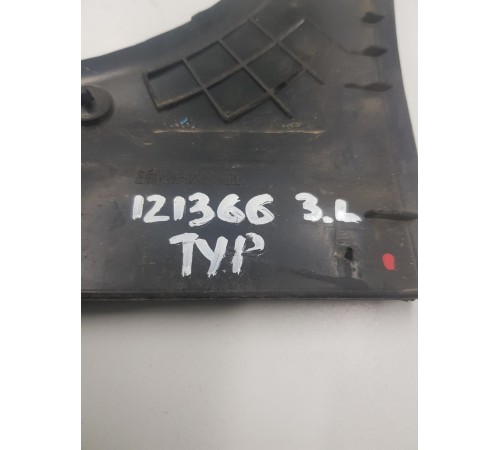 Уплотнитель двери задний левый