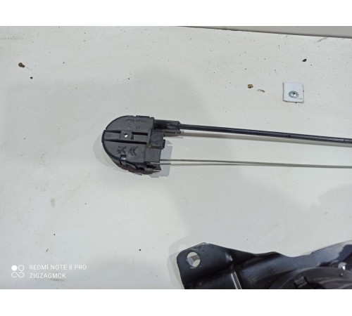 Замок двери сдвижной (задний левый)