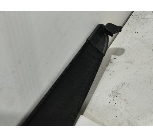 Шторка солнцезащитная крышки багажника