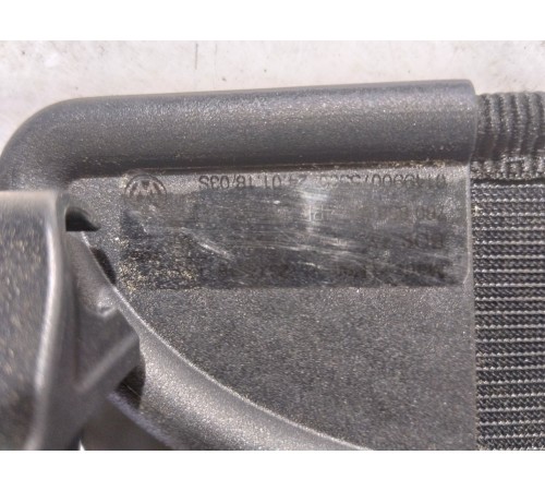 Шторка солнцезащитная крышки багажника