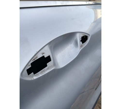 Дверь передняя правая