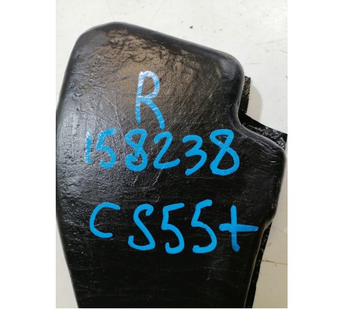 Уплотнитель крыла правый