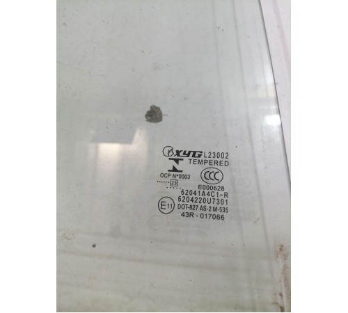 Стекло двери заднее правое