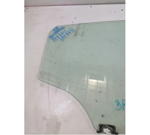 Стекло двери заднее правое