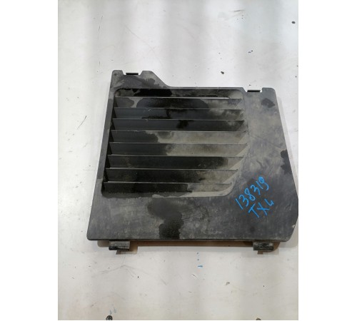 Накладка пластик воздуховод подкапотного пространства