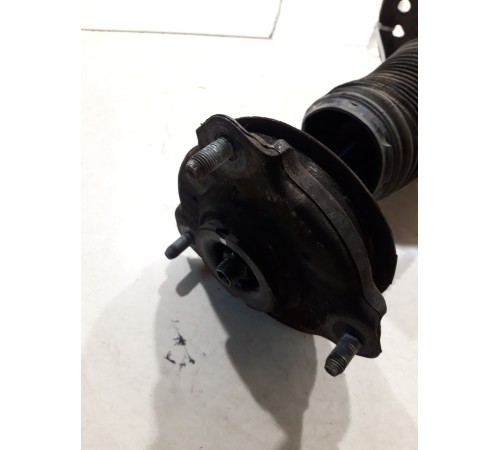 Амортизатор подвески передний левый