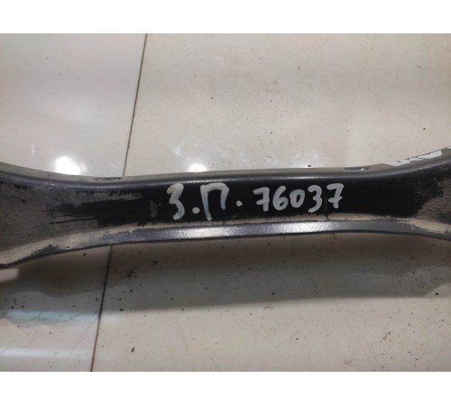 Рычаг подвески (задний, правый)