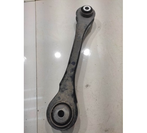 Рычаг подвески (задний, правый)