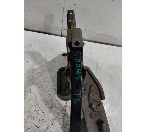 Педаль тормоза