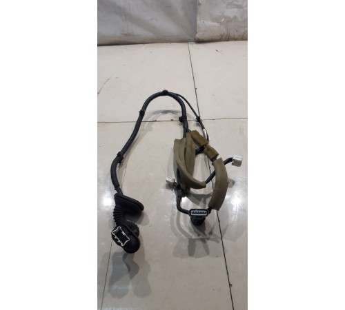 Электропроводка двери (задняя, левая)