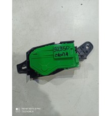 Активатор крышки лючка бензобака