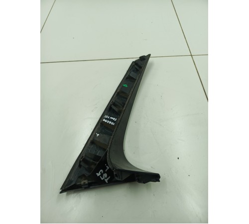 Накладка двери крышки багажника левая