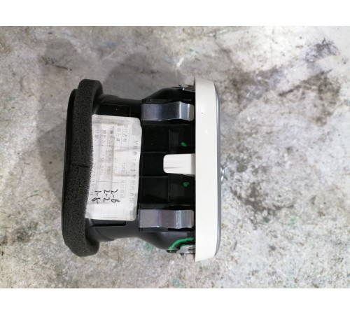 Воздушный дефлектор салона