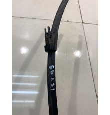 Поводок стеклоочистителя (водительский)