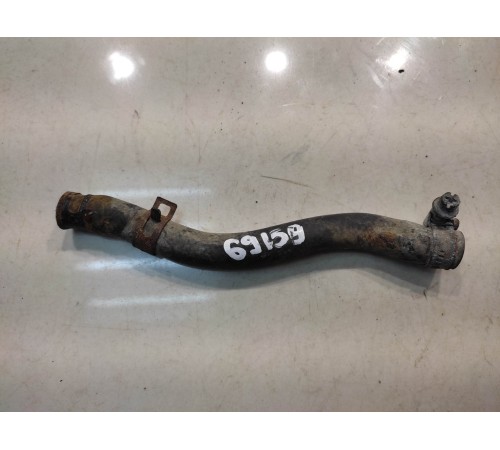 Патрубок системы охлаждения