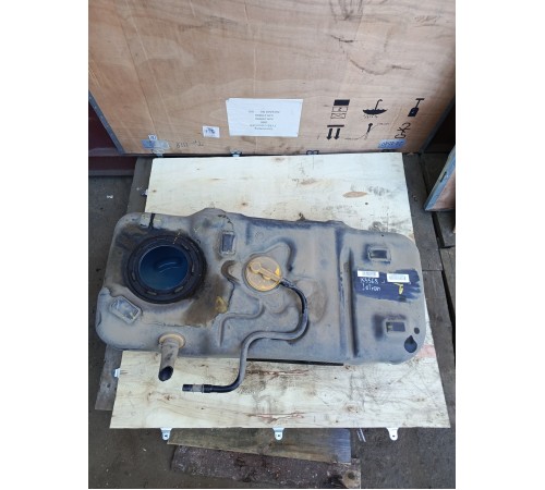 Бак топливный