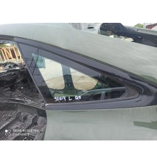 Глухое стекло заднее левое