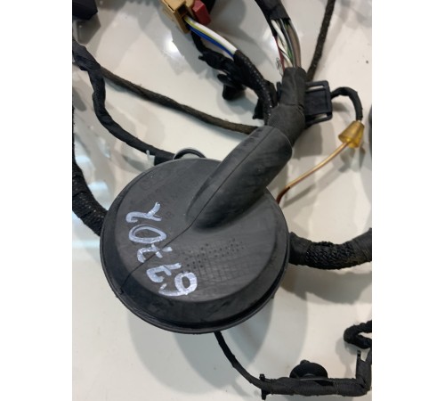 Электропроводка двери (задняя, левая)