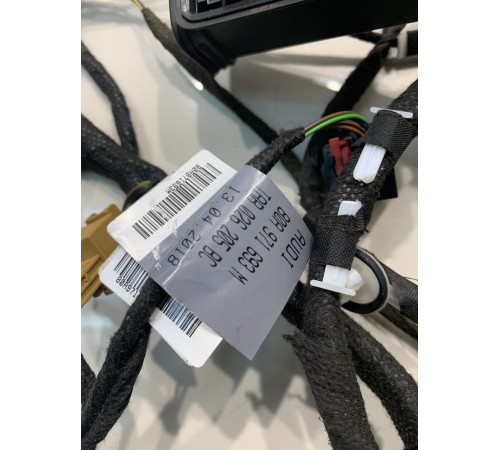 Электропроводка двери (задняя, левая)