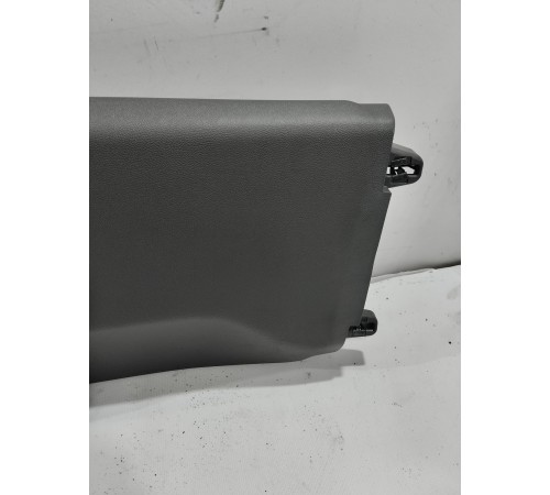 Обшивка центральной стойки(левая верхняя)