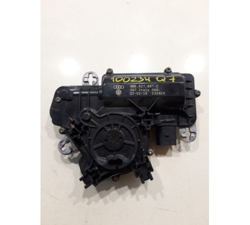 Доводчик замка крышки багажника