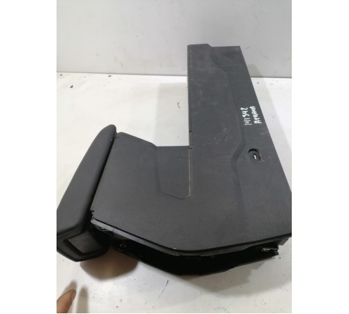 Центральная консоль с подлокотником