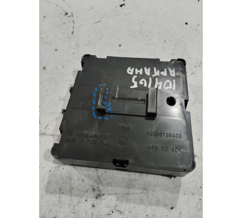 Блок управления бесключевым доступом