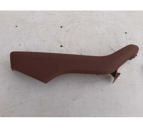 Подлокотник двери (задний левый)