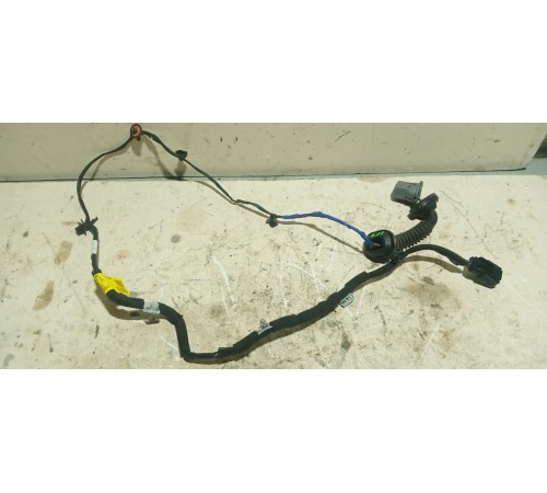 Электропроводка двери задней правой