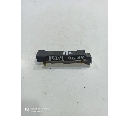 Уплотнитель крыла передний левый