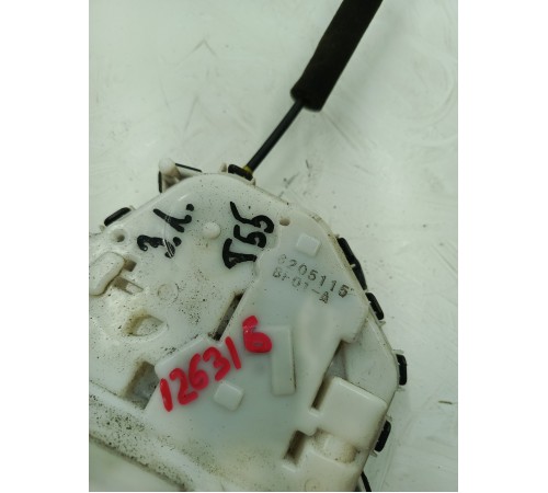 Замок двери задний левый