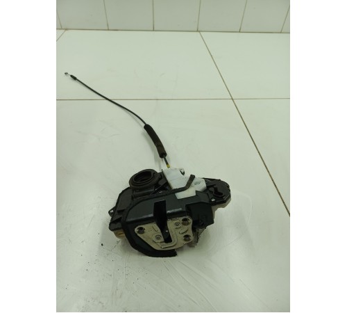 Замок двери задний левый