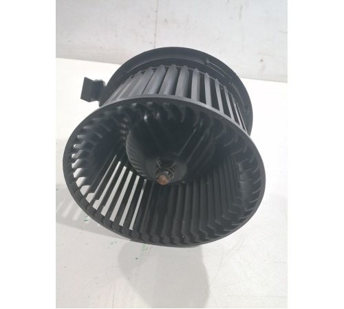 Моторчик отопителя печки