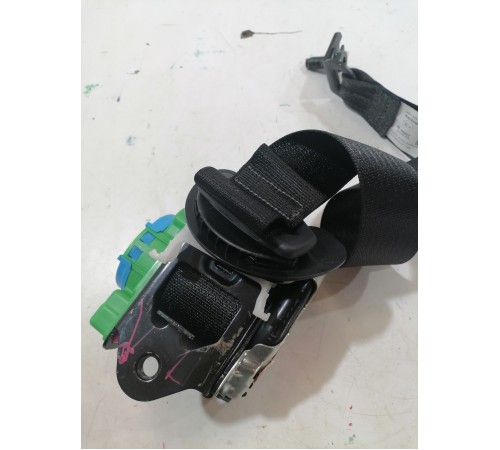 Ремень безопасности задний правый