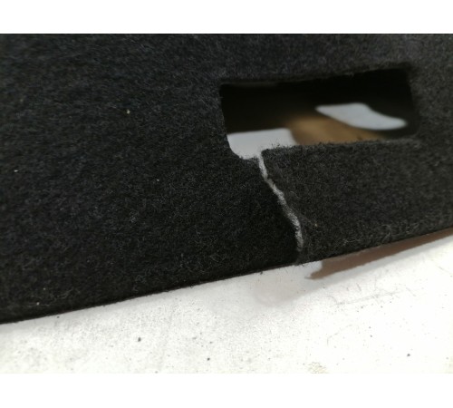 Обшивка крышки багажника