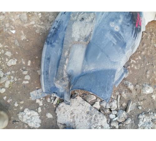 Локер (подкрылок) передний правый