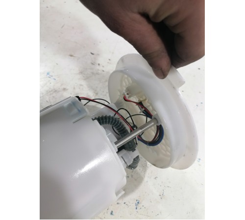 Насос топливный электрический