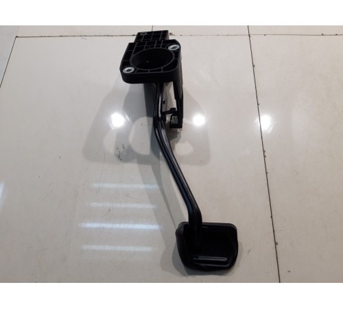 Педаль тормоза