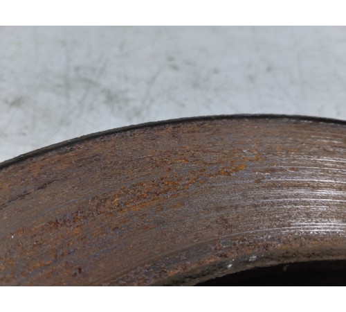 Тормозной диск задний левый