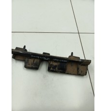 Кронштейн заднего бампера центральный