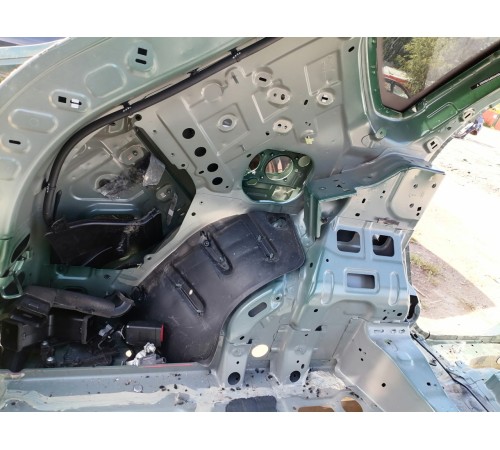 Крыло заднее левое