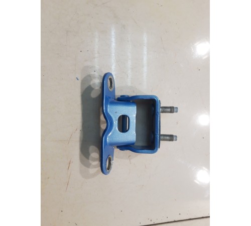 Петля багажника (левая)