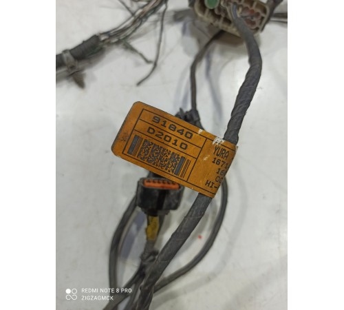 Электропроводка бампера переднего (противотуманки) левая