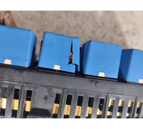 Блок предохранителей