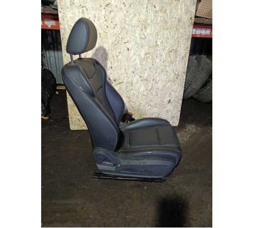 Сиденье переднее правое