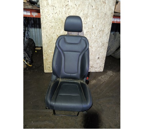 Сиденье переднее правое