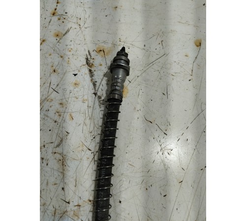 Тормозной шланг передний левый