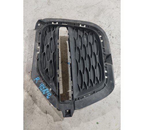 Накладка переднего бампера правая