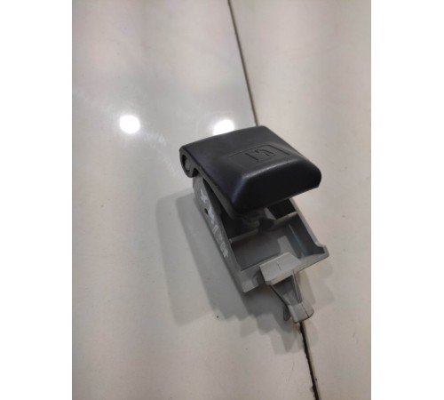 Ручка открывания лючка бензобака