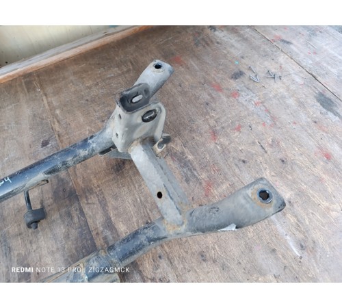 Подрамник задний